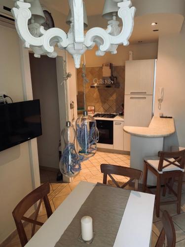  Royal Apartment in Caserta