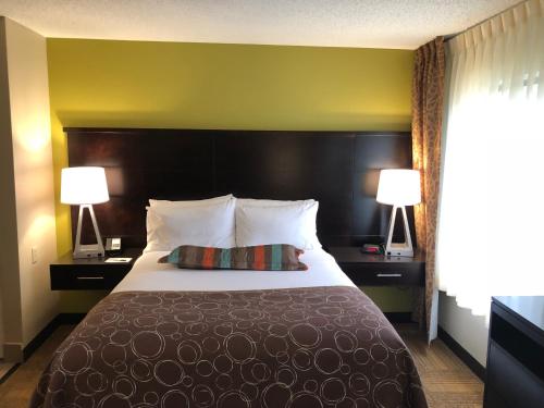 Staybridge Suites Grand Rapids-Kentwood an IHG Hotel - image 6