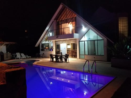 casa quinta de veraneo piscina privada