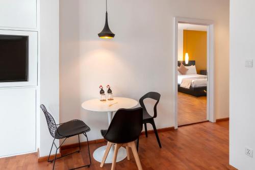 TAO Riverside Residence