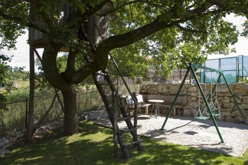Charming Villa Jezenj with Private Pool and Lovely Garden - image 3