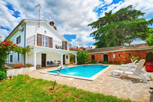  Villa Lanima with Private Pool and Sea View in Kukci