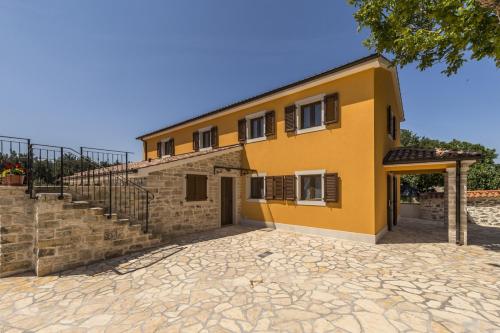 Spacious Four-Bedroom Villa Marija Kloštar - image 7