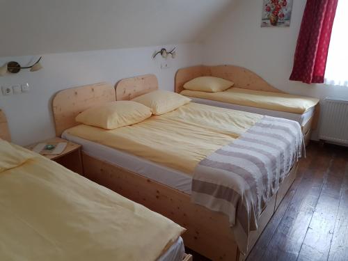 Mama's House - image 10