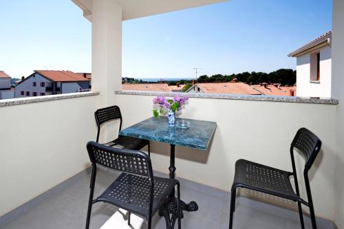Apartment Complex Beakovic with Sea view - image 13