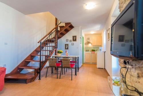 Pets friendly Casa Gianni Valbandon - image 10