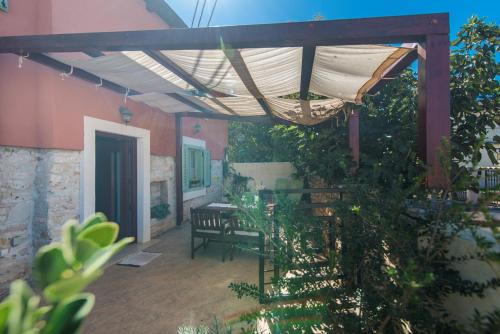 Pets friendly Casa Gianni Valbandon - image 11