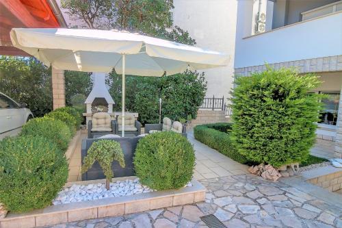 Apartment with Sea View image 7