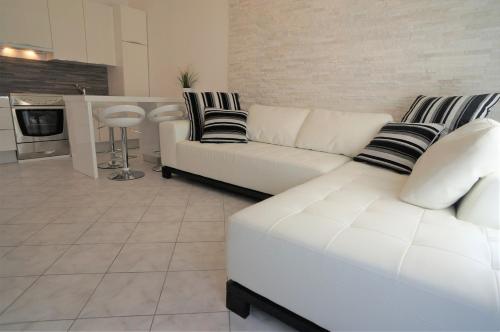 Apartment - Ground Floor image 9