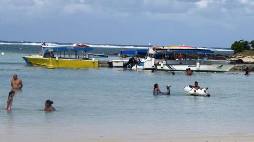 Sacha Tourist Residence 2 Mauritius Island