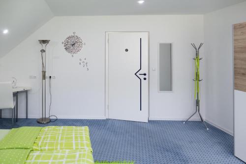 Modrin Apartments - main image