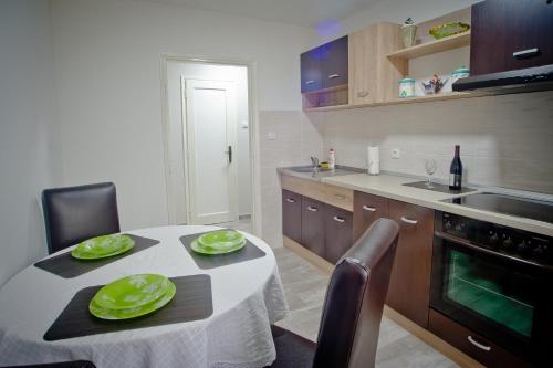 Park Apartman - image 7