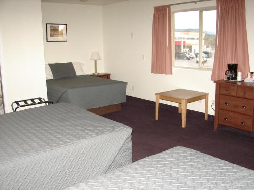 Mountain View Motor Inn - image 5