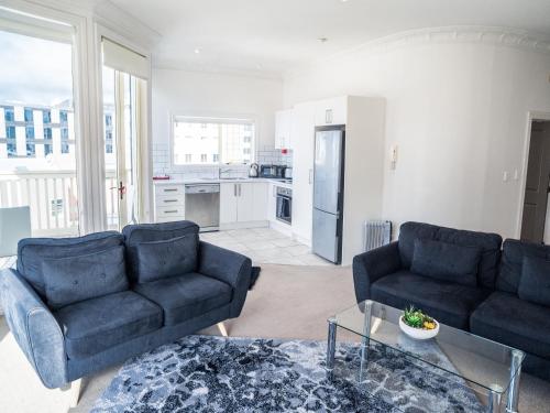 Penthouse Apartment with Balcony image 8