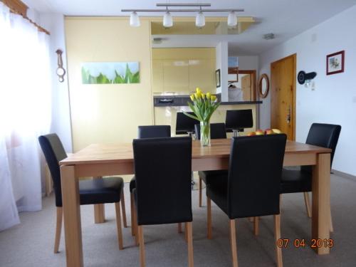 Iekārtas, Apartment Haus Arnika in Obersaxen Meierhof