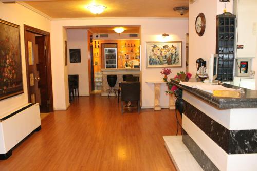 Exis Hotel - image 6