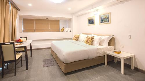hotel photo