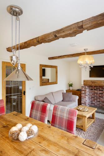 Unit 1 Dove Farm Barns