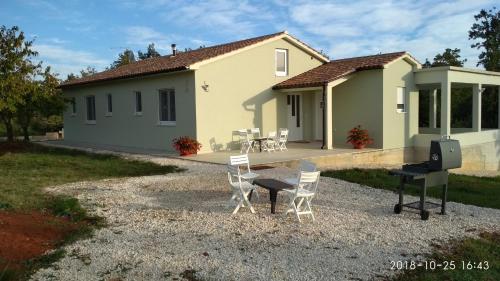  Villa Roko in Žminj