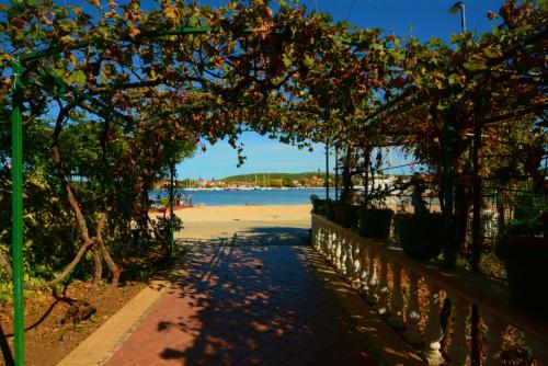  Apartment Zora in 22000 Šibenik