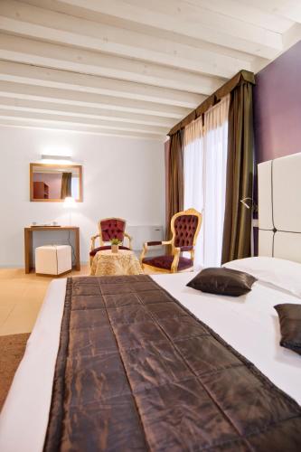 Al Canal Regio - Guest House Room Type - Superior Double Room with Patio