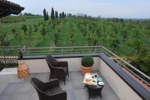 

Monte Maino Bed & Breakfast