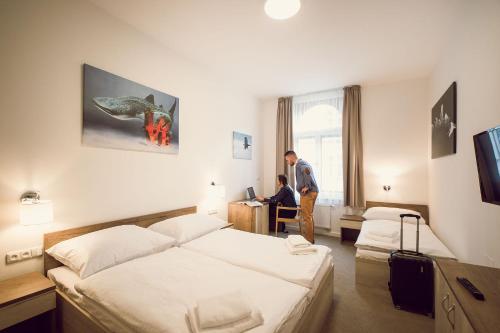 Shared lounge/TV area, Kings Residence in Prague 07