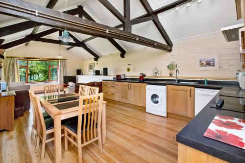 Sunflowers Barn, Looe (foto 4)
