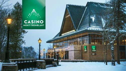 Kazino, Chalet Le Convivial Tremblant in Lac Superieur (QC)