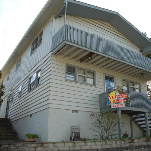 Alpine Lodge Resort – Branson, MO