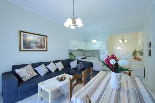 Standard Two-Bedroom Apartment image 9