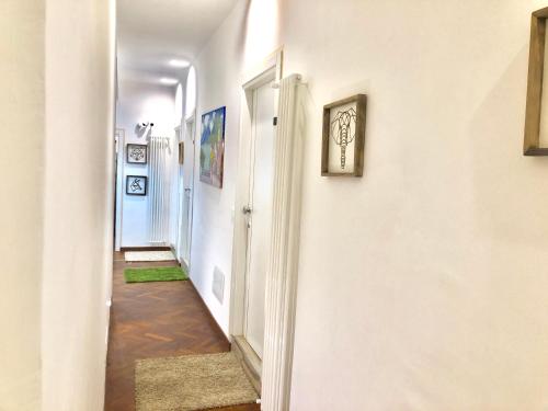 ホール イン B&B イン ネイプルズ