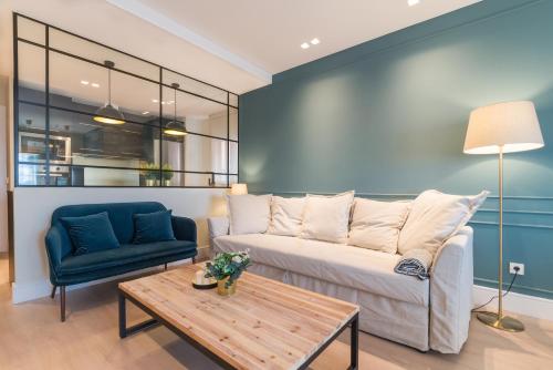 COMFORT & STYLE IN MADRID! 3BD 2BTH+TERRACE