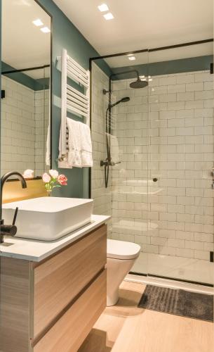 COMFORT & STYLE IN MADRID!!! 3BD 2BTH+TERRACE, Madrid (photo 5)