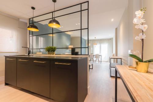 COMFORT & STYLE IN MADRID!!! 3BD 2BTH+TERRACE, Madrid (photo 9)