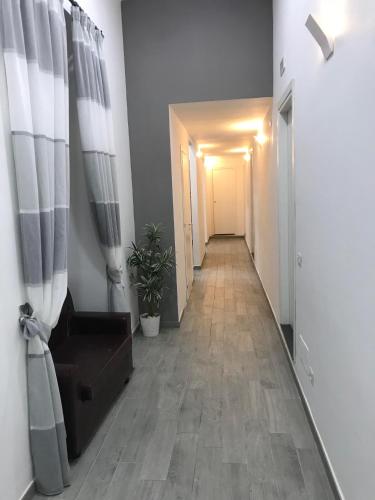 Napoli DownTown - image 10