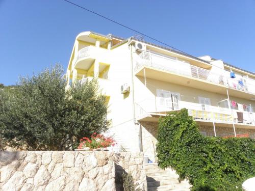  Apartments Jadro - 20 m from sea in Drage