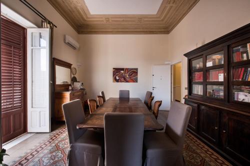 B&B Novecento – Palermo, CA