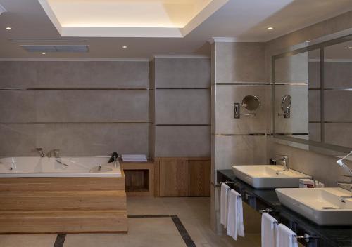 Ramada Plaza by Wyndham Rize