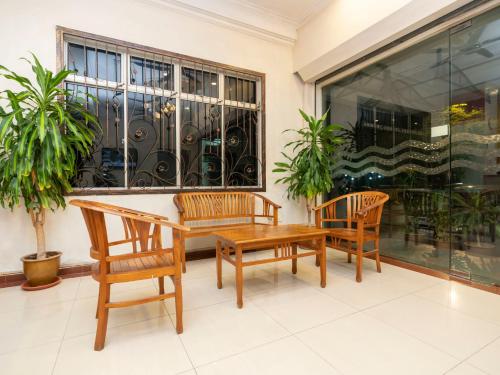 Lobby, Fully Hotel Desa Tebrau near AEON Tebrau City Shopping Centre