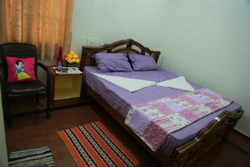 Deluxe Double Room (2 Adults + 1 Child) image 6