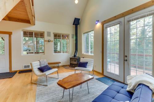 Camano Writer's Cottage - image 6