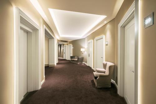 Colón Hotel Barcelona - image 13