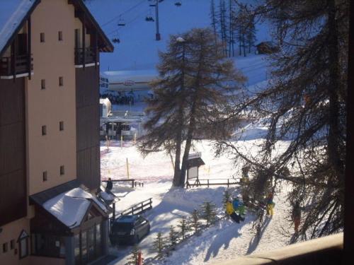 Appart 4 p pied des pistes Risoul 1850