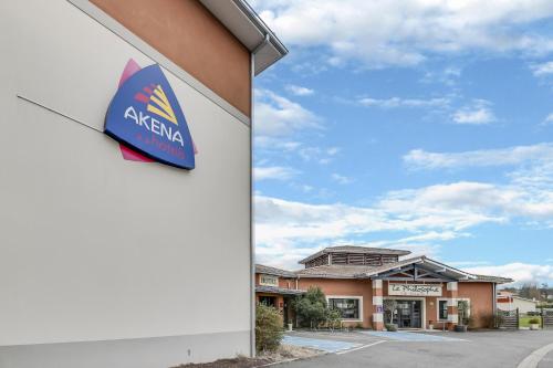 設施, Hôtel Restaurant AKENA La Brède (Hotel Restaurant AKENA La Brede) in 拉布雷德