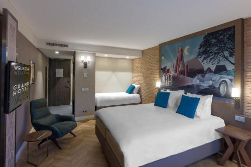 Grand Hotel Valies - image 4