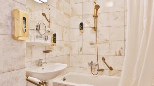 Hotel Neckarlux - image 11