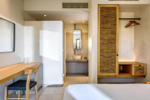 Superior Double Room image 2