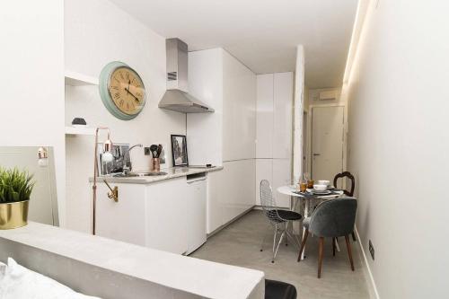 Modern Studio in Embajadores Street by Batuecas, Madrid (foto 2)