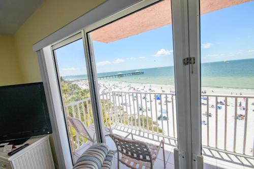 Edison Beach House Room Type - Deluxe Double Studio